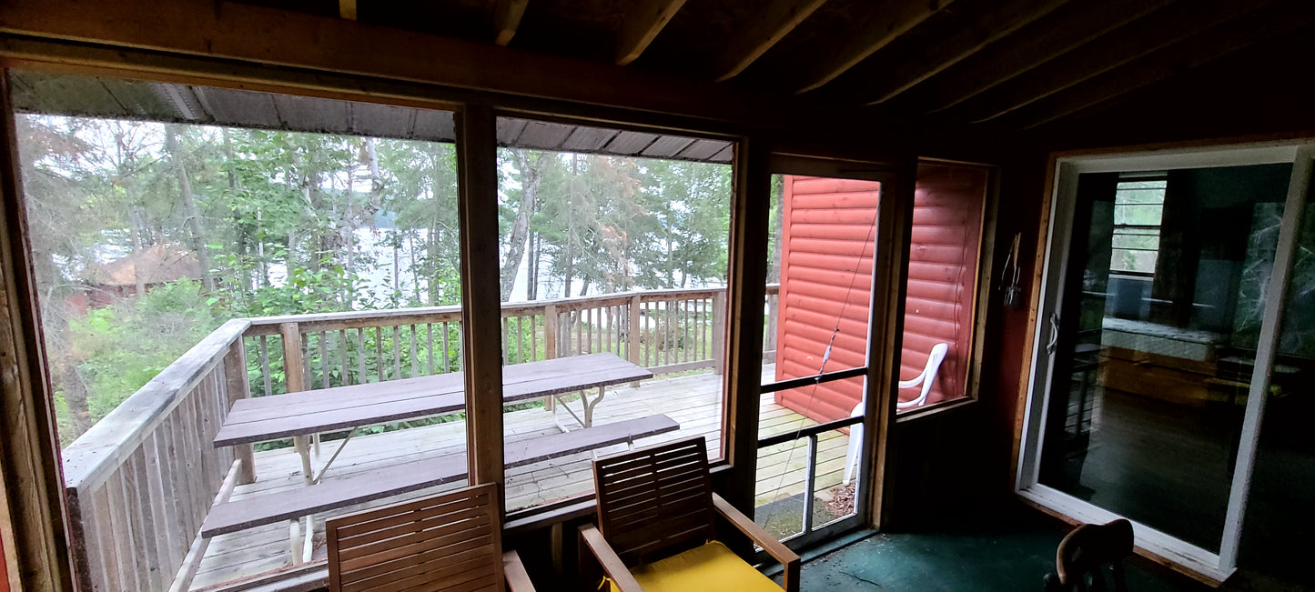 The Argyle. 3 Bedroom Island Cabin. Sleeps 10. Sioux Narrows.