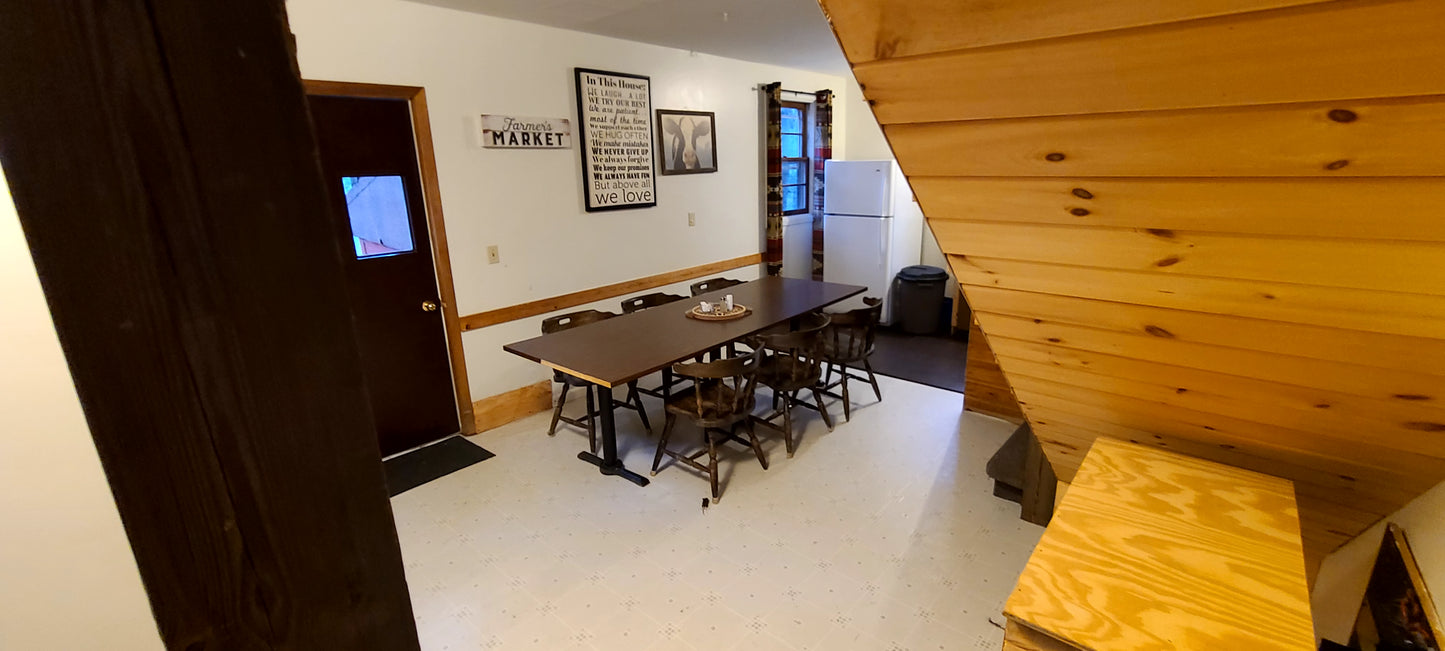 The Argyle. 3 Bedroom Island Cabin. Sleeps 10. Sioux Narrows.