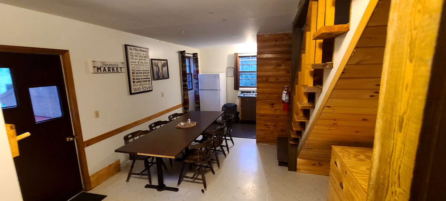 The Argyle. 3 Bedroom Island Cabin. Sleeps 10. Sioux Narrows.