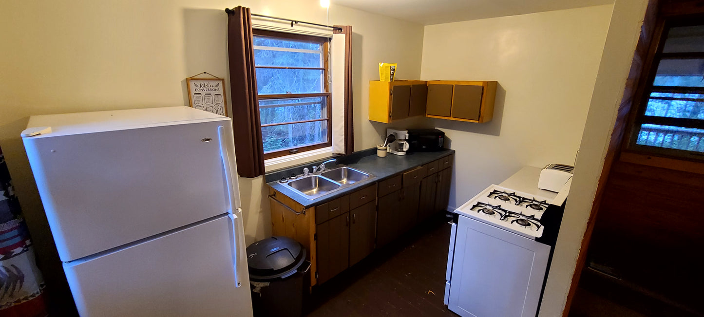 The Argyle. 3 Bedroom Island Cabin. Sleeps 10. Sioux Narrows.