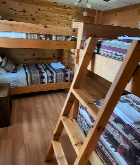 Cabin - Corporate Incentive 2 BR / 5 Bed (4 nights)