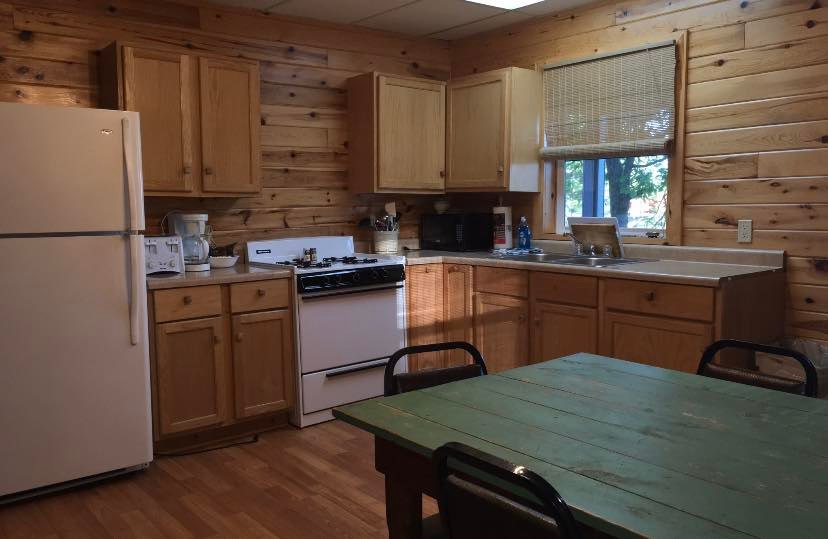 The Lammermuir. 2 Bedroom Island Cabin. Sleeps 6. Sioux Narrows.