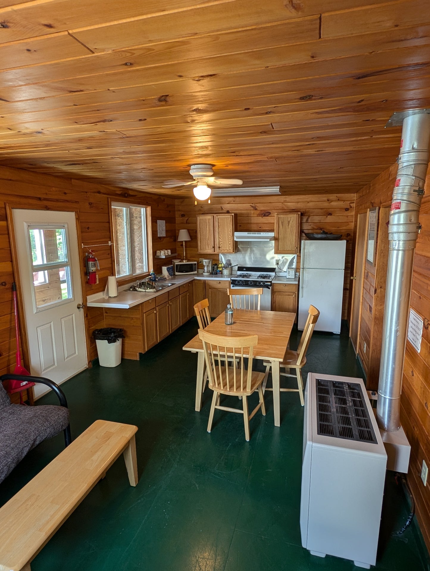 Cabin #3 - 2 Bedroom - Sat May 16 to Sat May 23, 2026