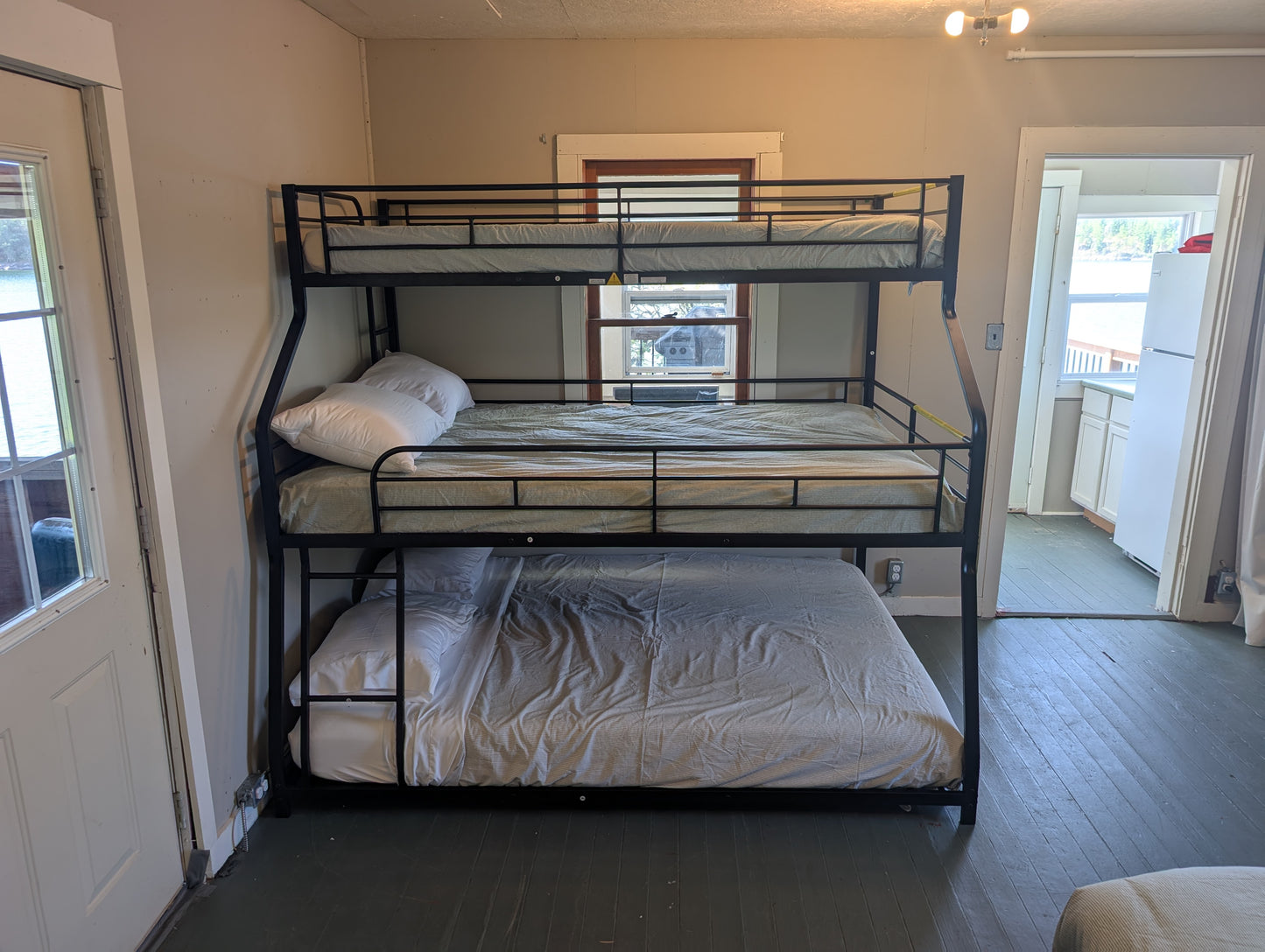 Cabin #4 - 1 Bedroom - Sat May 30 to Sat Jun 6, 2026