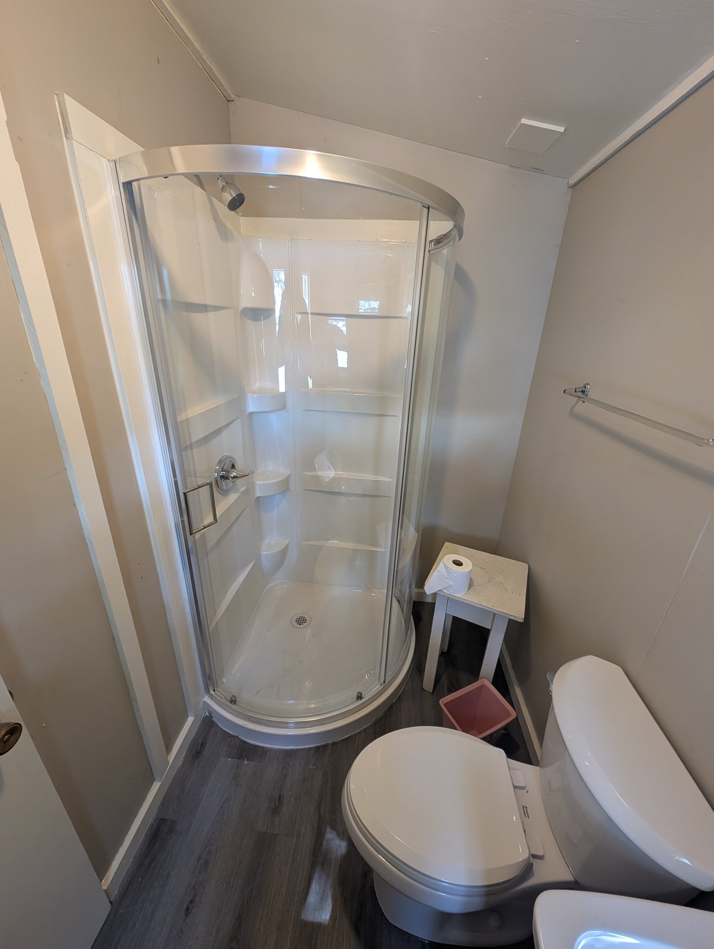 Cabin #4 - 1 Bedroom - Sat May 30 to Sat Jun 6, 2026