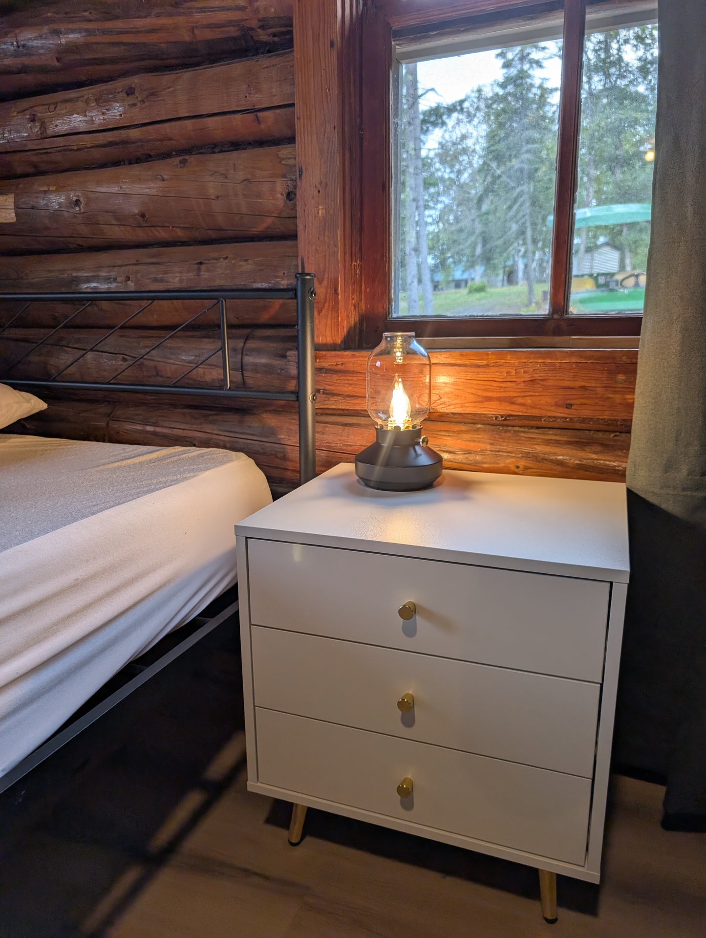 Cabin #9 - 1 Bedroom - Sat May 16 to Sat May 23, 2026